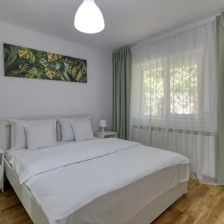 Zen Flat - Piata Sudului Metro Apartment Bucharest